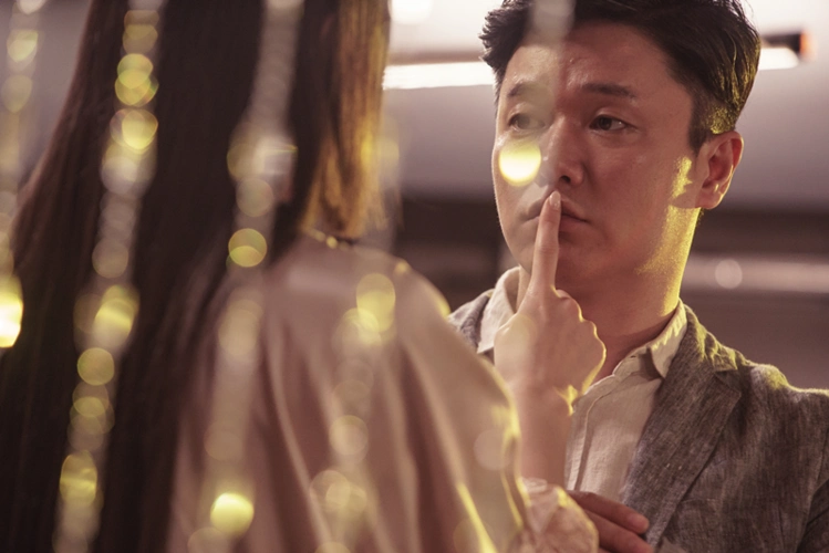 肖央: "怂浪情圣"成就一匹喜剧黑马