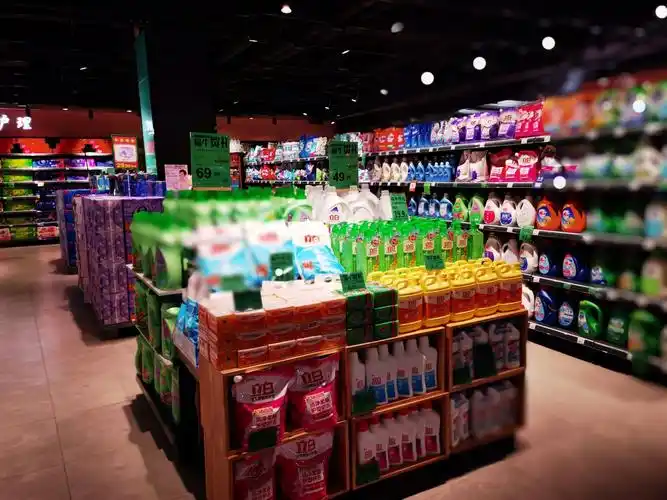 咸宁汉地尚街店开业食品百货陈列图片