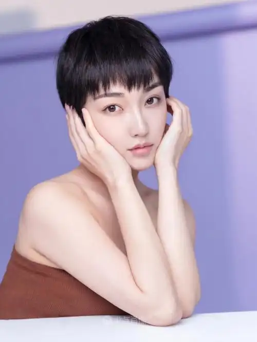 短发女生也可以性感和可爱融化你的心了吗