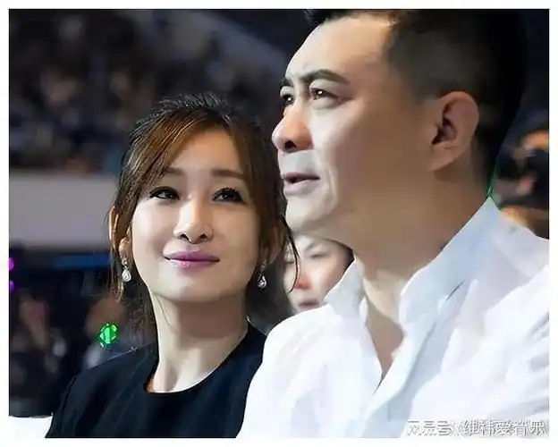 秦海璐巨婴症儿子已经9岁见到他长相后网友称呼有些意外