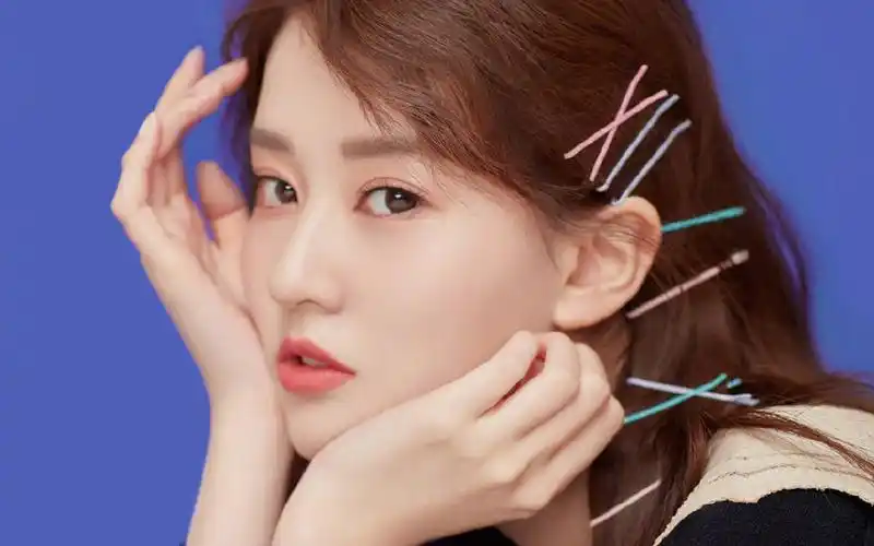 乔欣甜美养眼写真图片桌面壁纸