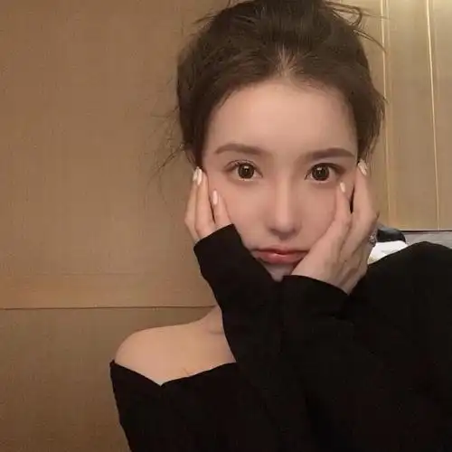 快手上好看的小姐姐头像