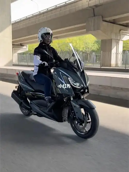 没白等一年半雅马哈xmax300终于到了