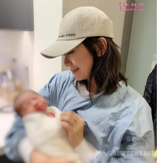 贾静雯生了第四胎?原来是一场误会