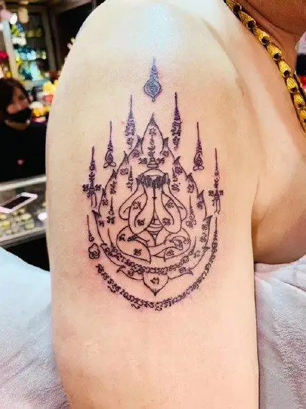 一组泰国刺符文化纹身图案(3/9)