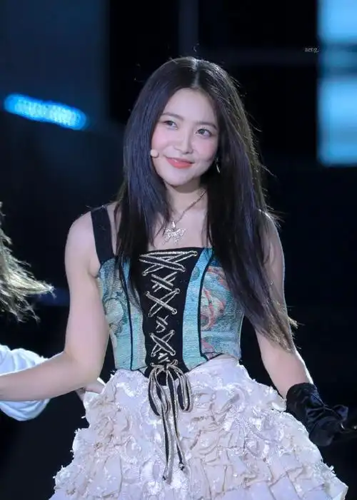 金艺琳yeri0305生日快乐