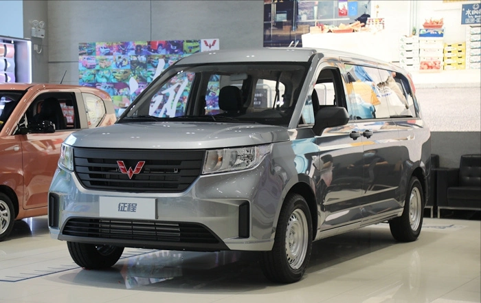 五菱征程到店实拍:宽体大空间,还不是优质生产工具?