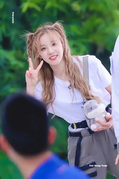 宋雨琦 190513 奔跑吧录制 08fairytale