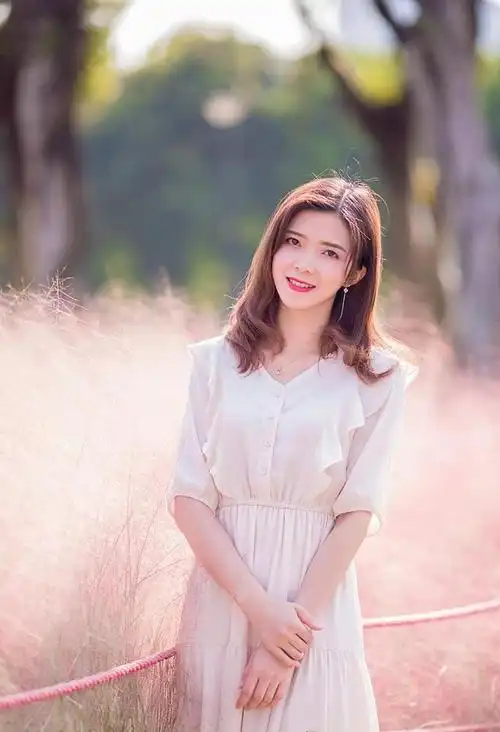 一个人怎么拍照,12种姿势,摆脱拍照紧张,拍照自然大方又漂亮