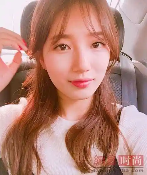 额头小的女生适合什么发型?