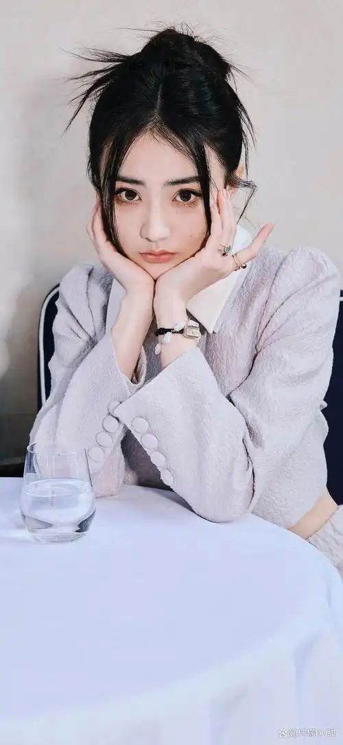 徐璐:笑起来特别可爱