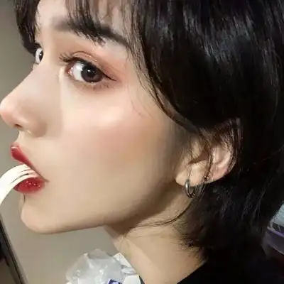 非常酷的女头像真人女头像酷酷的