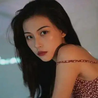 女性微信头像成熟大气 女生头像图片大全 -【爱个性】