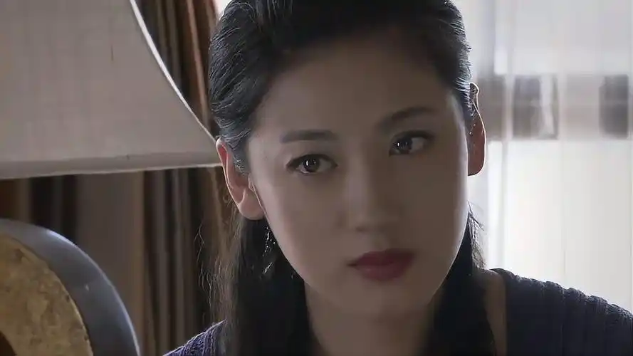 红蝎子:毒贩认出姑娘是卧底,却没有拆穿她,这下有好戏看了