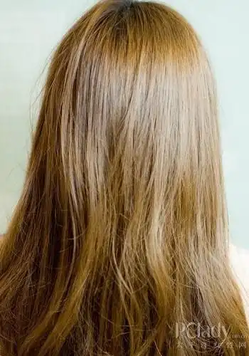 浅棕色头发好看吗