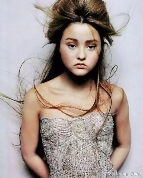 有没有长得丑的混血? - 知乎