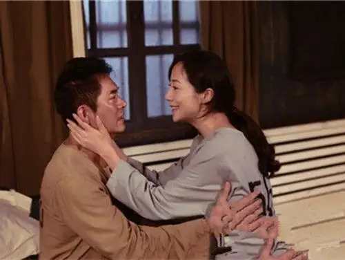 图演员朱泳腾韩雪什么关系合拍冲出月亮岛基情四射