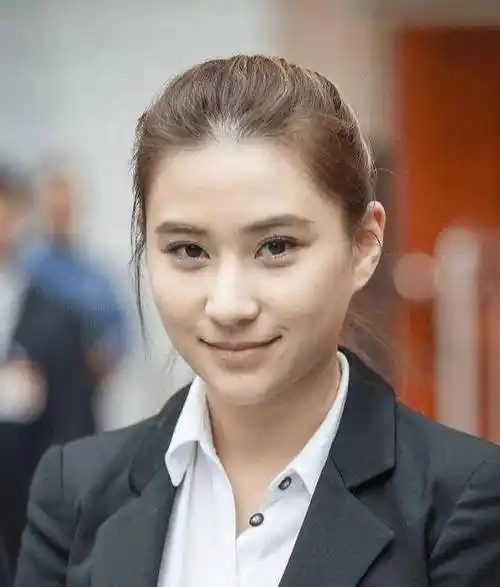 赌王何鸿燊去世谁知道他最美的女儿何超莲29岁竟如此优秀