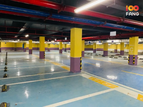 碧桂园南平府地下停车场实景