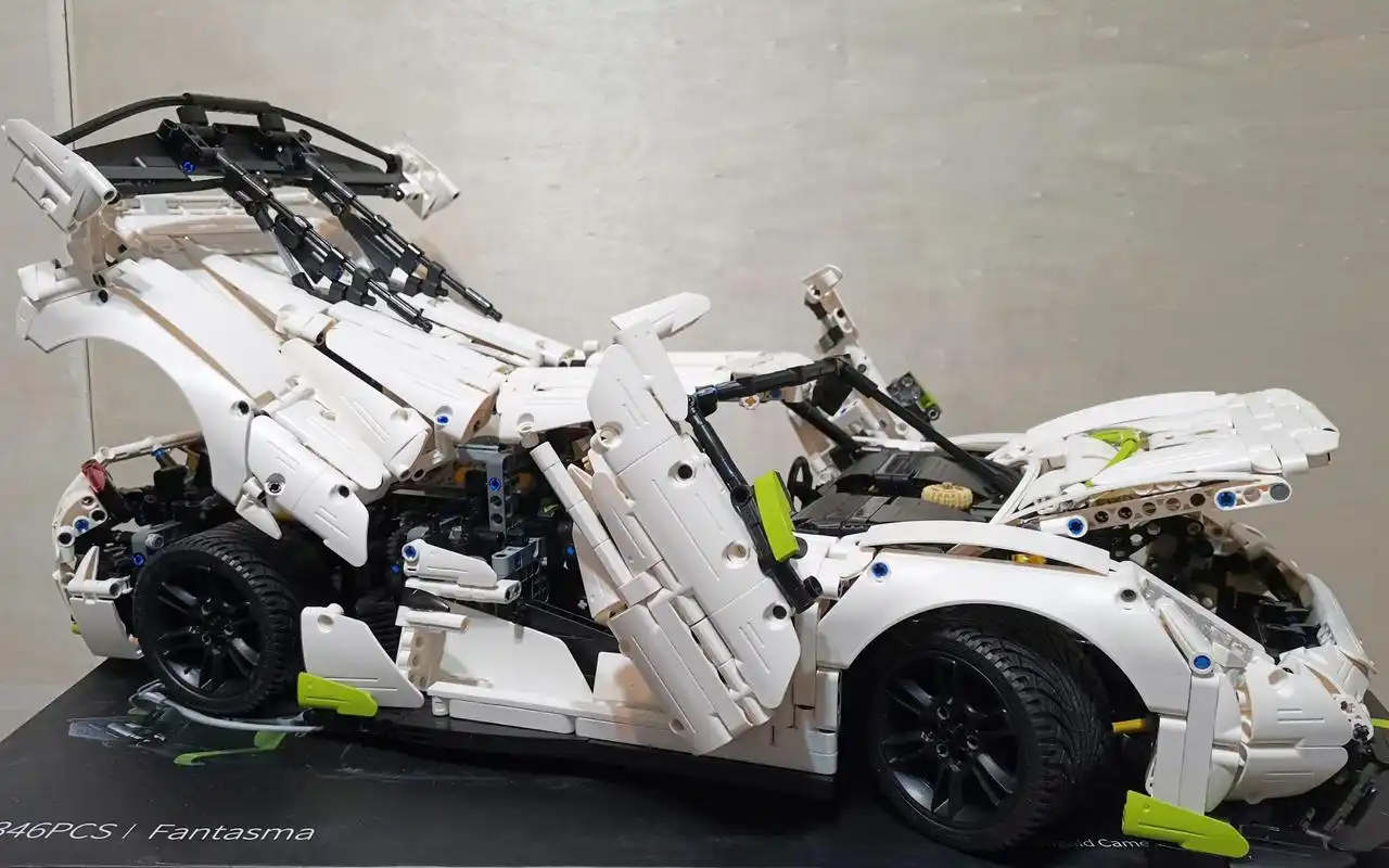 双鹰cada·柯尼塞格jesko跑车 [乐高积木moc]