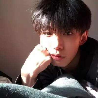 高颜值帅气头像男高清超酷的男微信帅气头像图片