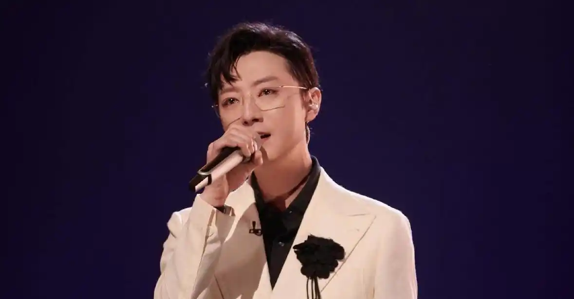 随地大小便,与董璇传绯闻,一年换仨女友,苏小玎身上只剩下是非