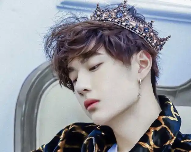 2019年11月26日 21:19   关注  王一博 评论 收藏