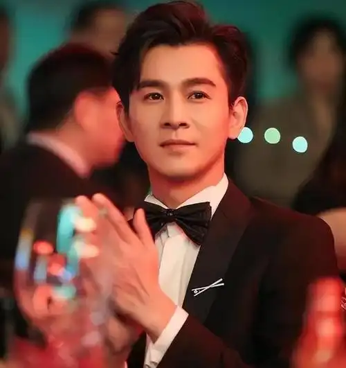 这也是他的粉丝长期热爱他的原因乔振宇至今仍然是娱乐圈的活跃分子