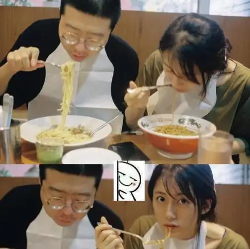 黑尾酱颜值太高被疑似整容,看到她小时候的照片,谣言就停止了