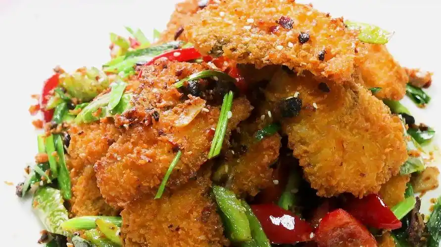 这才是回锅鱼片最正宗做法,鱼片外酥里嫩,好吃解馋,越吃越想吃