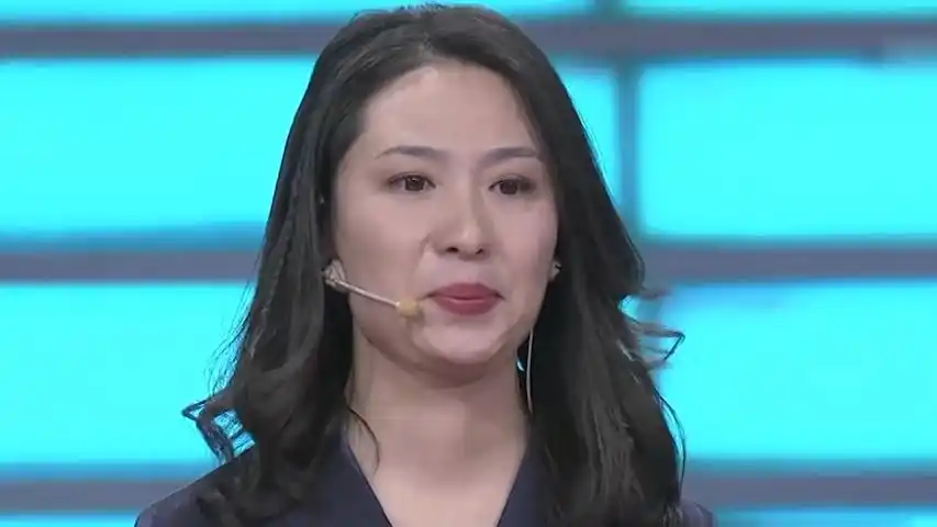 《非你莫属》留学女讲心酸,大卫被唤醒记忆哽咽