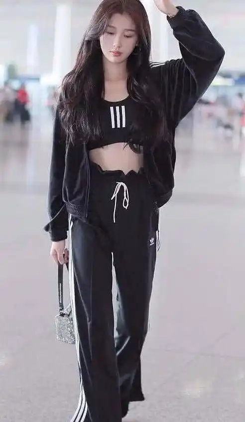 169的虞书欣在她们面前都成了矮子_张艺凡_观众_女生