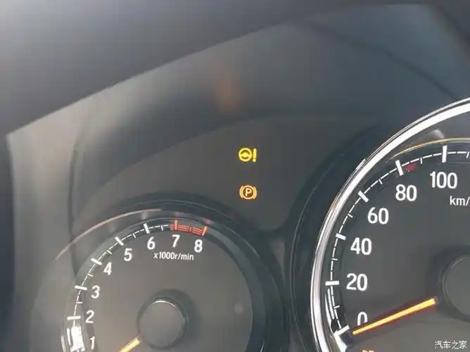 接通电源显示,方向盘带个感叹号,什么意思?