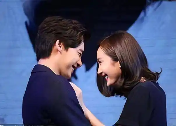 杨幂,打不倒我的,终将使我更强大_李易峰_合作_冯绍峰