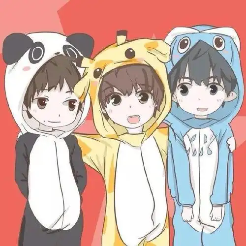 三小只tfboys是一个神奇的组合成员一共就三人就有两个团宠