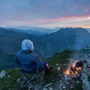 没有诗也没有远方头像