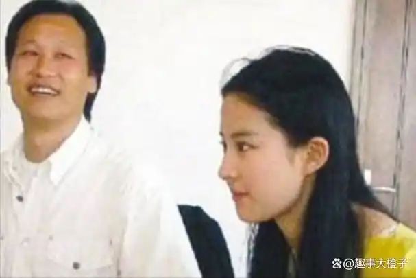 宠爱刘亦菲20年让杨采钰掌管一线资源陈金飞到底有多豪气