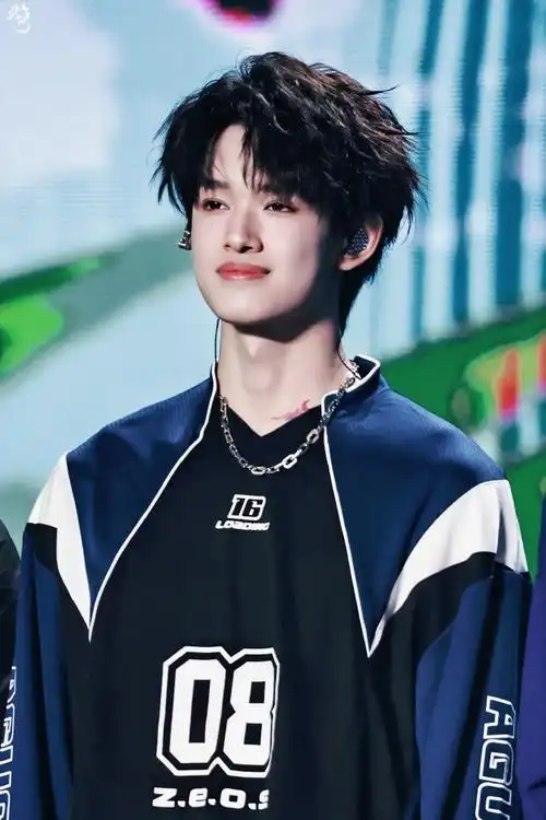 张极[超话]##张极 十七辰极响遏行云##张极