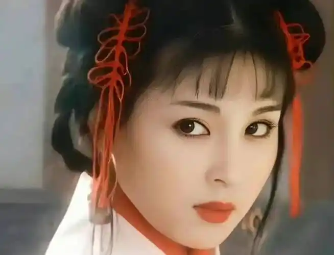 "古装第一美人"赵明明:当红时为爱息影,却惨遭丈夫背叛抛弃_赵飞燕