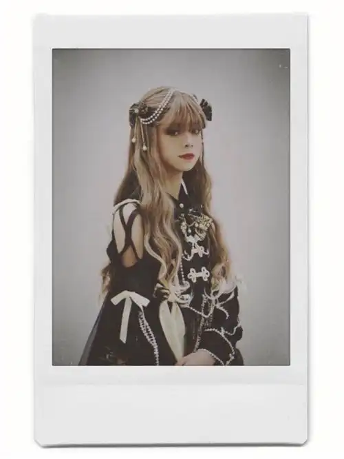 咱们航航是最美的#左航女装 (图片是照着别人的画的)