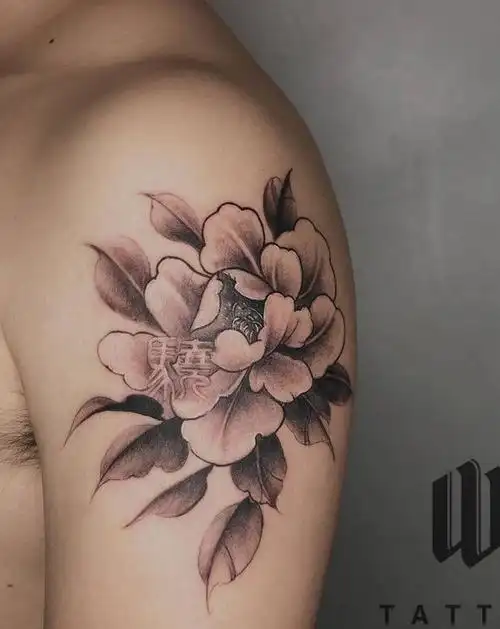 牡丹纹身图片_手臂新传统纹身图案