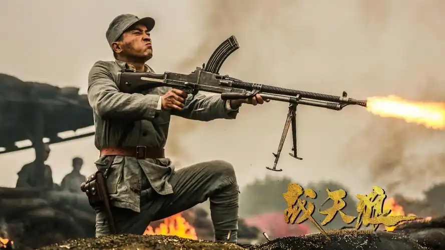 小张铎《战天狼》央八热播 展战地男儿风采