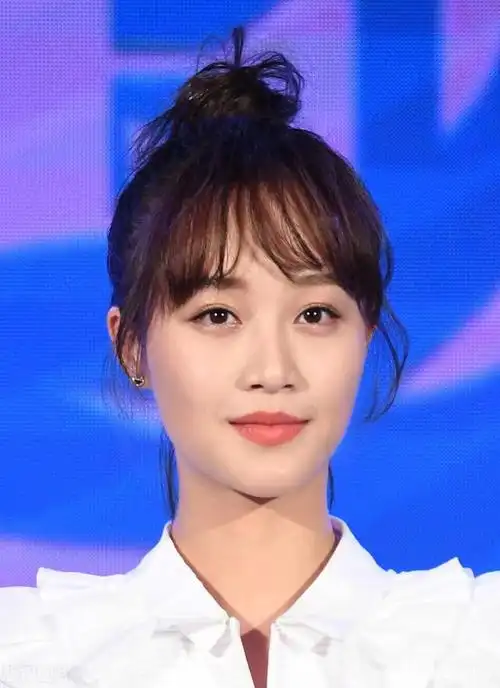 宝莲灯沉香上节目评级倒数第一,《浪姐》退赛者蓝盈莹发文鼓励