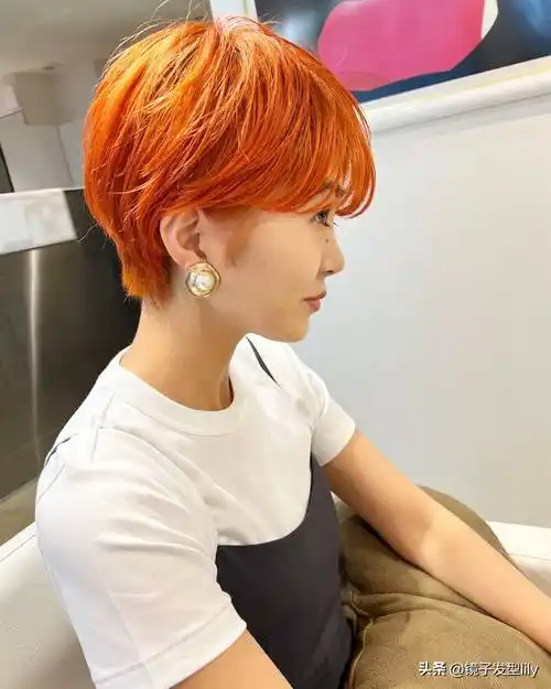 女士发型别乱剪,想美就选露耳短发,好看时尚不夸张_女性_脸部_气质