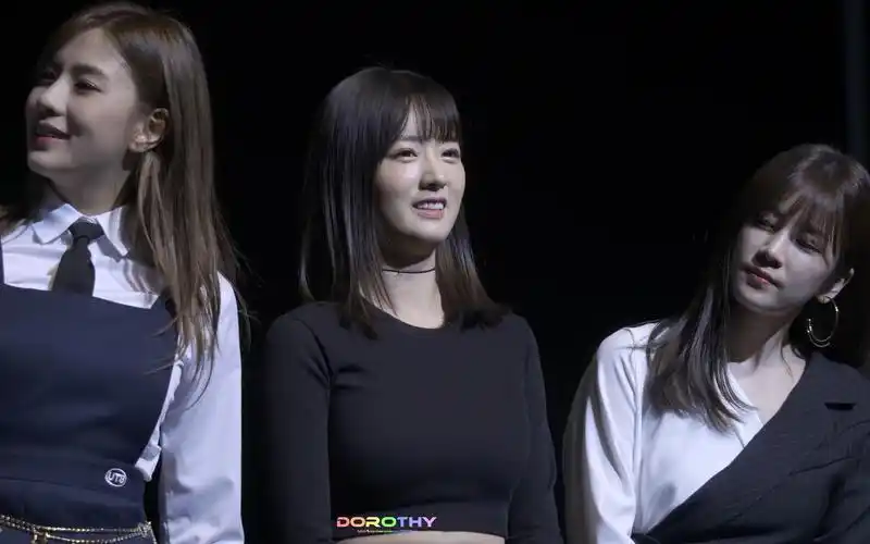 [apink 尹普美] 181016 apink 尹普美 (2)