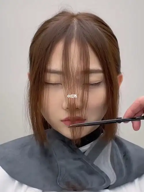 方脸女生有多难方脸八字刘海快学起来