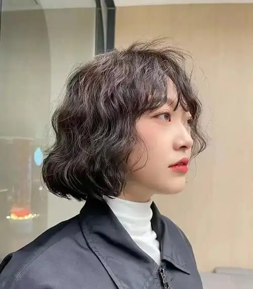 短发芭比烫呀温柔住了