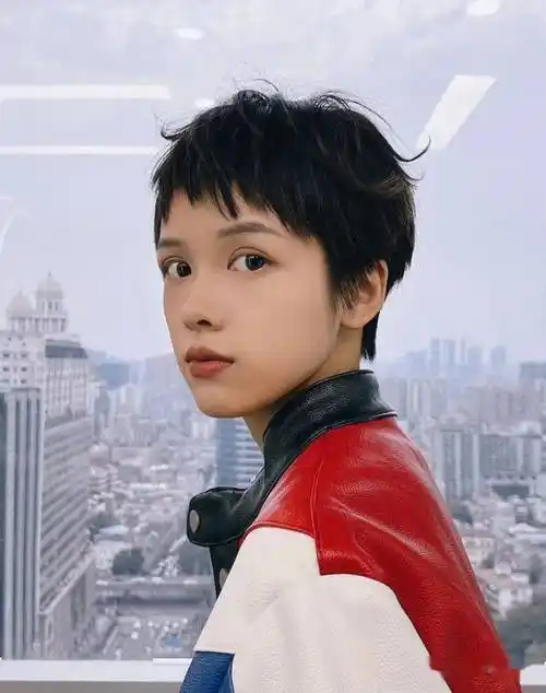 春天精灵超短发30款