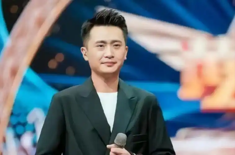 回顾央视主持人杨帆迎娶初恋终获幸福就是大女儿让我头痛