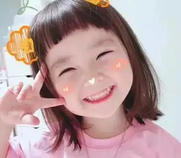 俏皮小女孩头像_微信头像图片大全